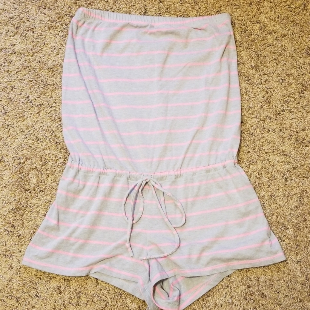 Grey romper with pink stripes